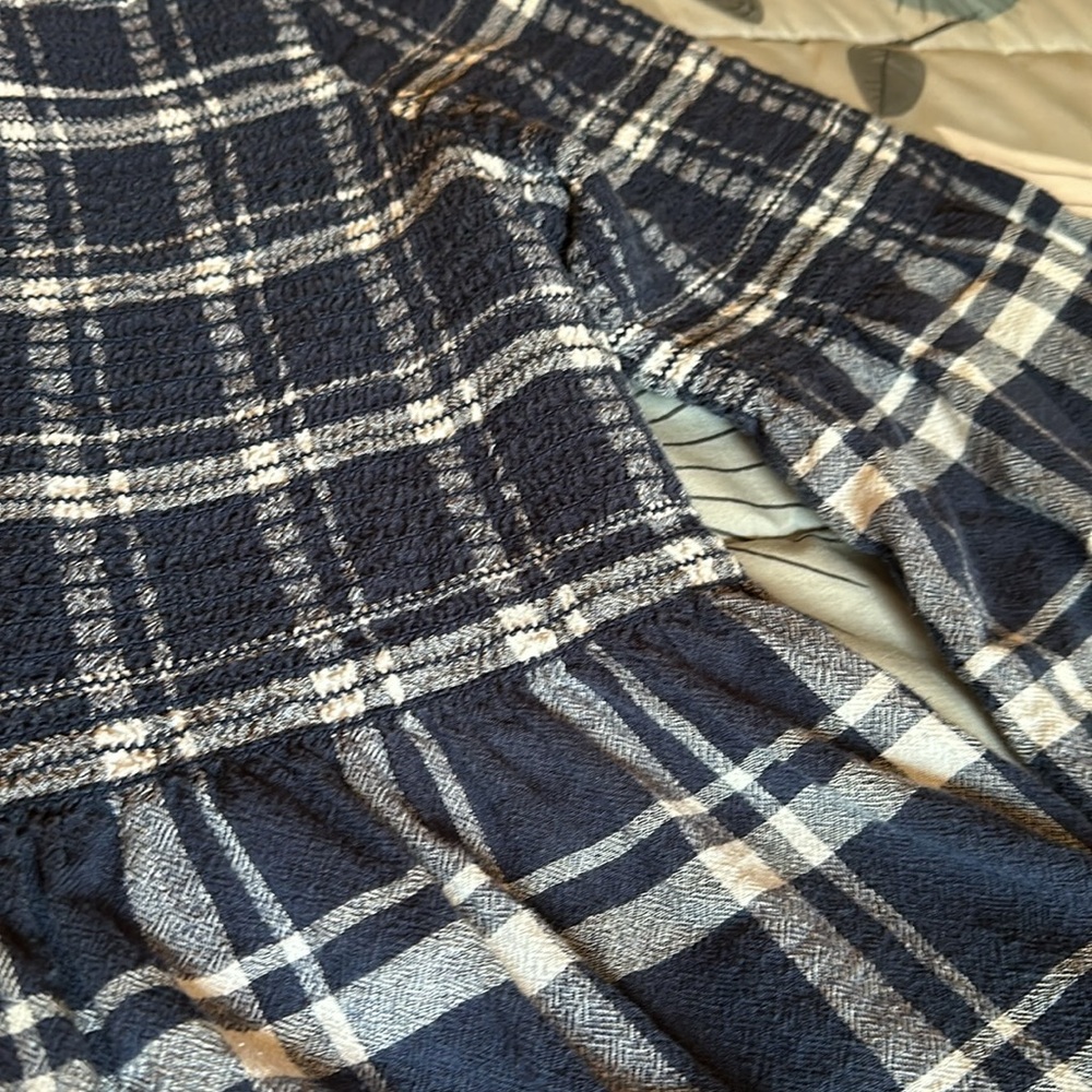 Blue and white quality cotton top with bell sleeves. XL